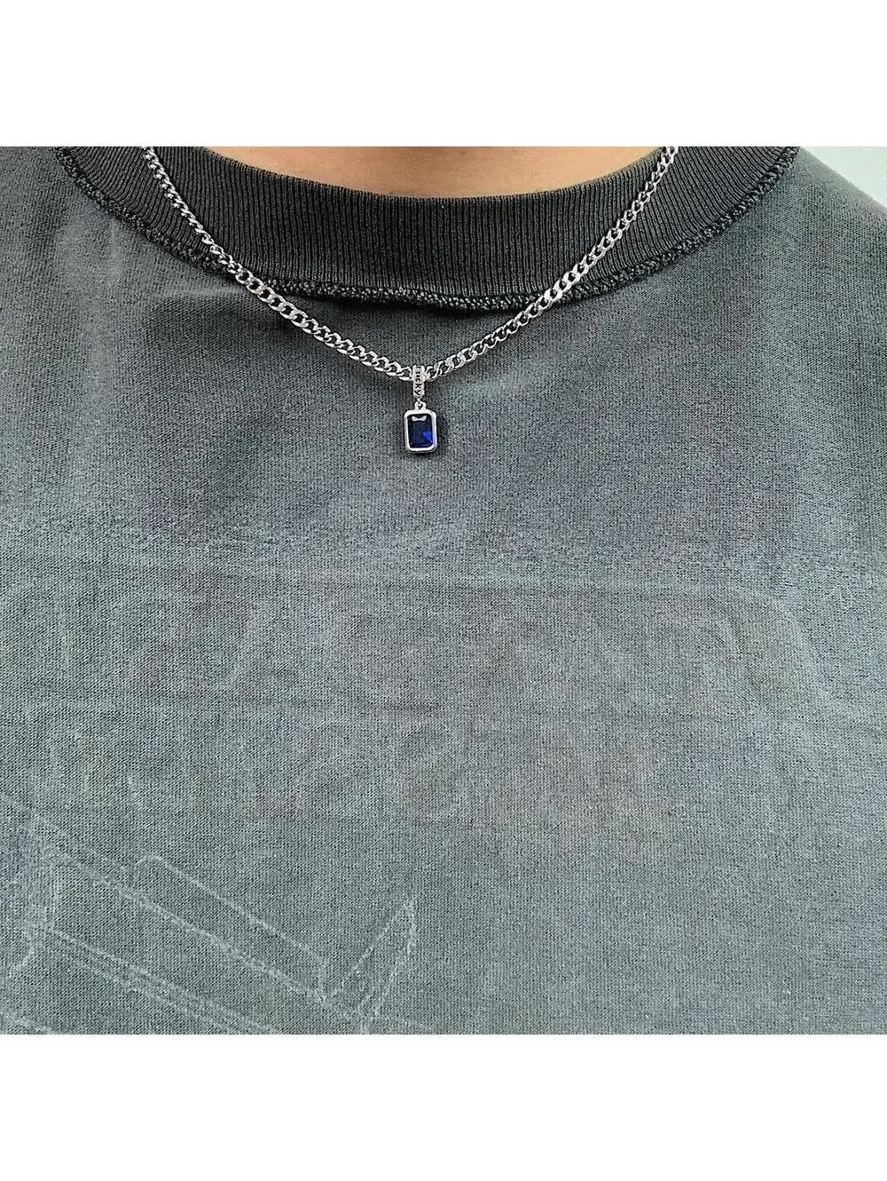 Sterling silver blue jewel pendant Cuban link choker necklace. Chain is unisex
